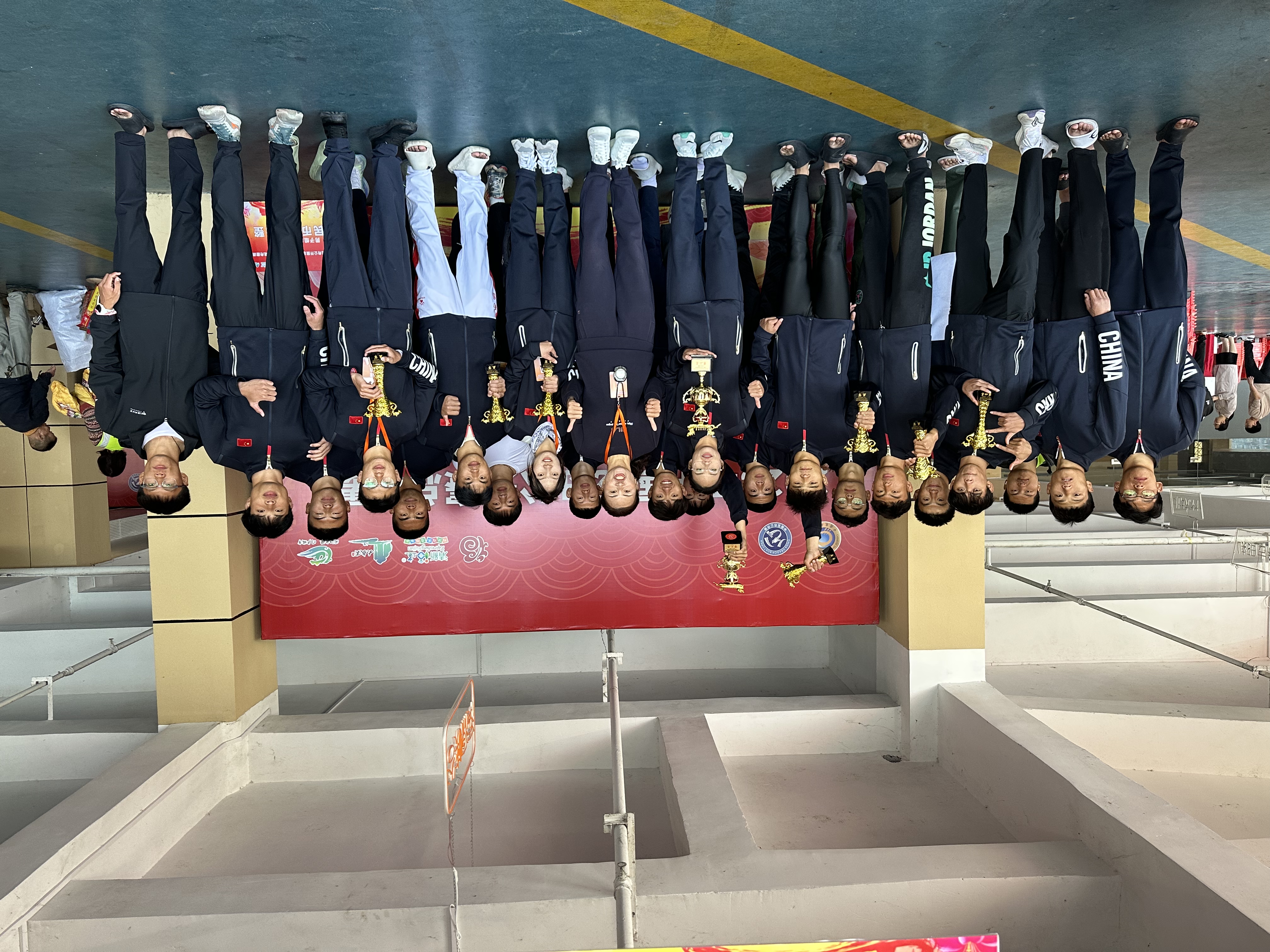 聊城大学龙舟队在2023年中国龙舟公开赛总决赛上再夺佳绩